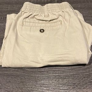 Town and Craft Khaki Shorts